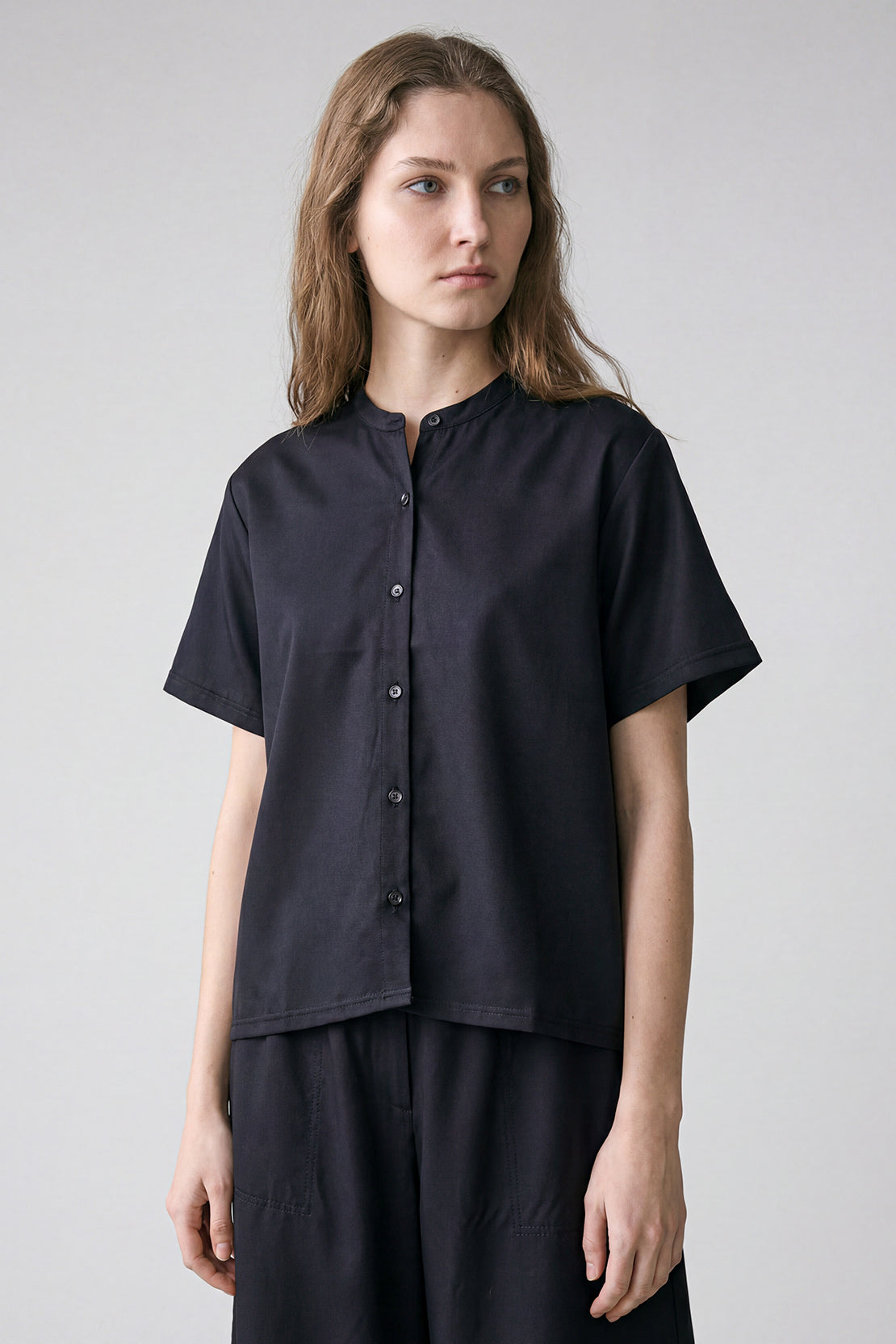 KOKO Pure-Ease Button-Down Shirt – Black & Beige