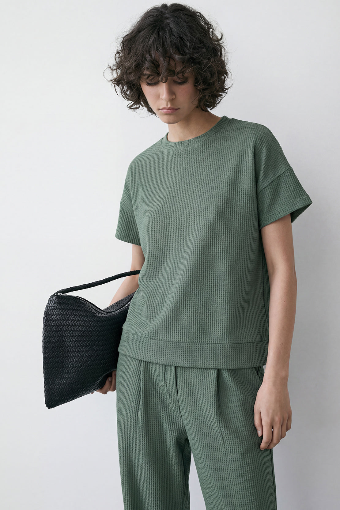 KOKO Structured knit Relaxed Crew Top – Olive & Black