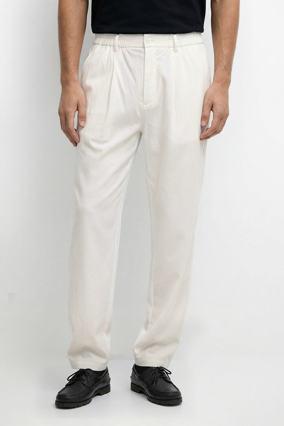 KOKO Light Knit Straight Fit Pants – Off White
