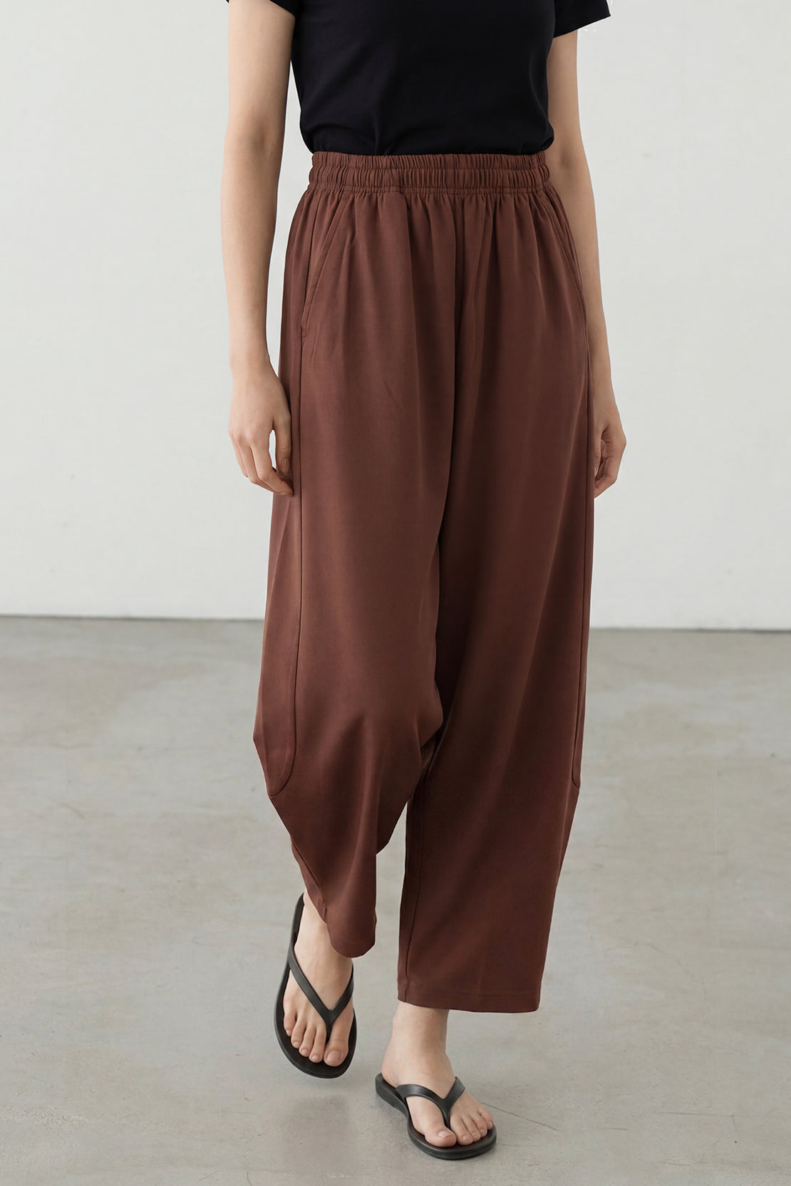 KOKO Modal Blend Relaxed Crop Pants – Brown