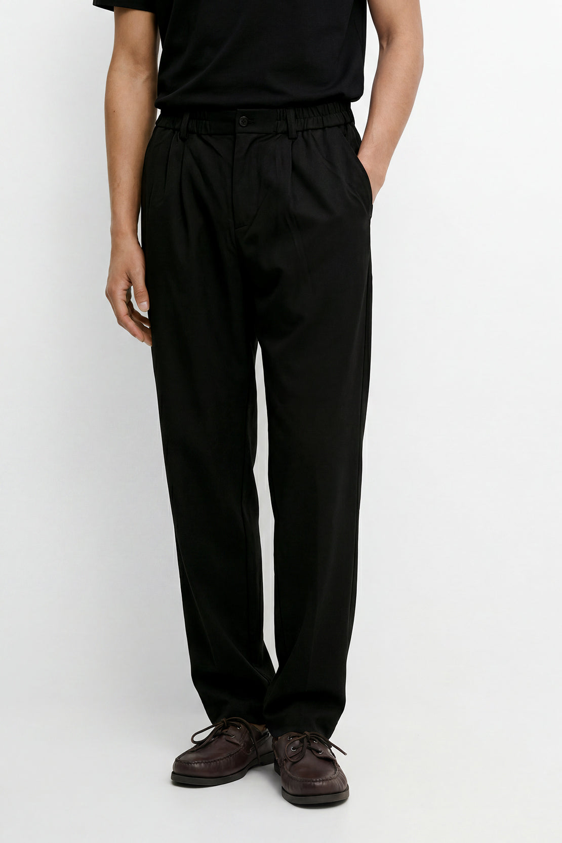 KOKO Light Knit Straight Fit Pants – Black