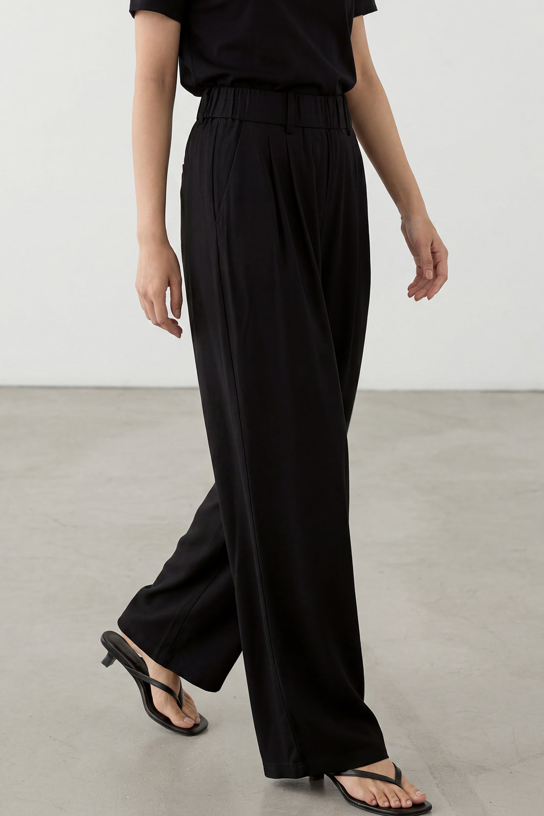 KOKO Ultra Smooth Relaxed Pants – Black