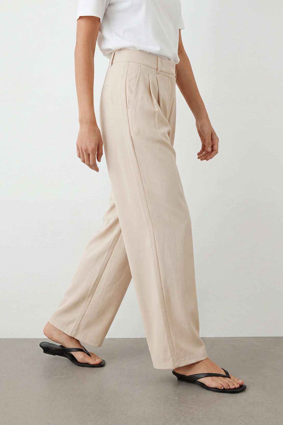KOKO Ultra Smooth Relaxed Pants – Apricot