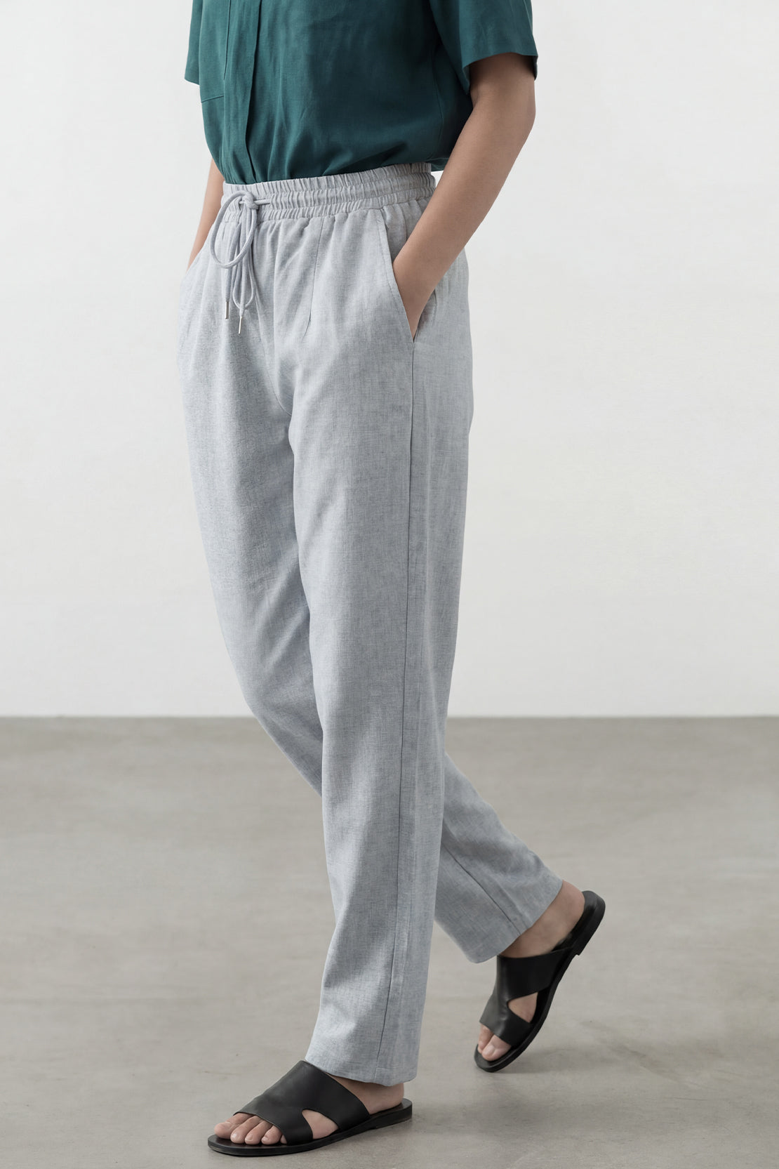KOKO Cloud Linen Relaxed Drawstring Trouser – Light Grey