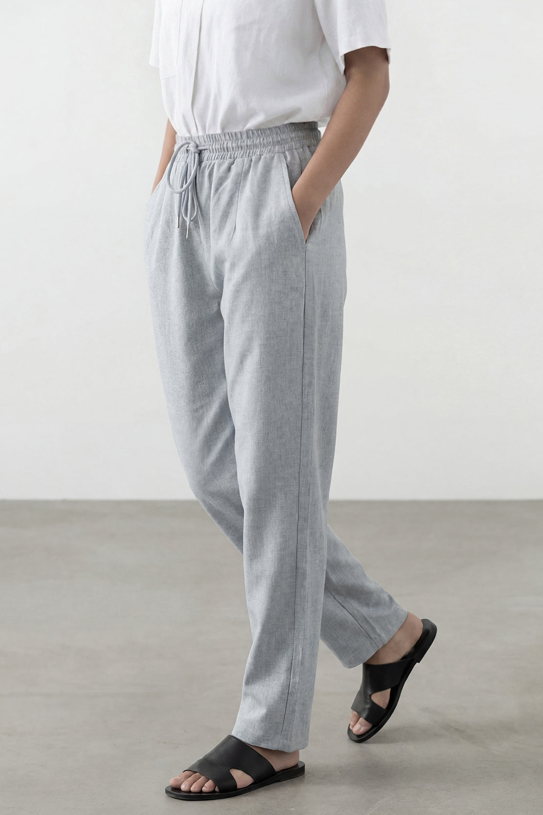 KOKO Cloud Linen Relaxed Drawstring Trouser – Light Grey