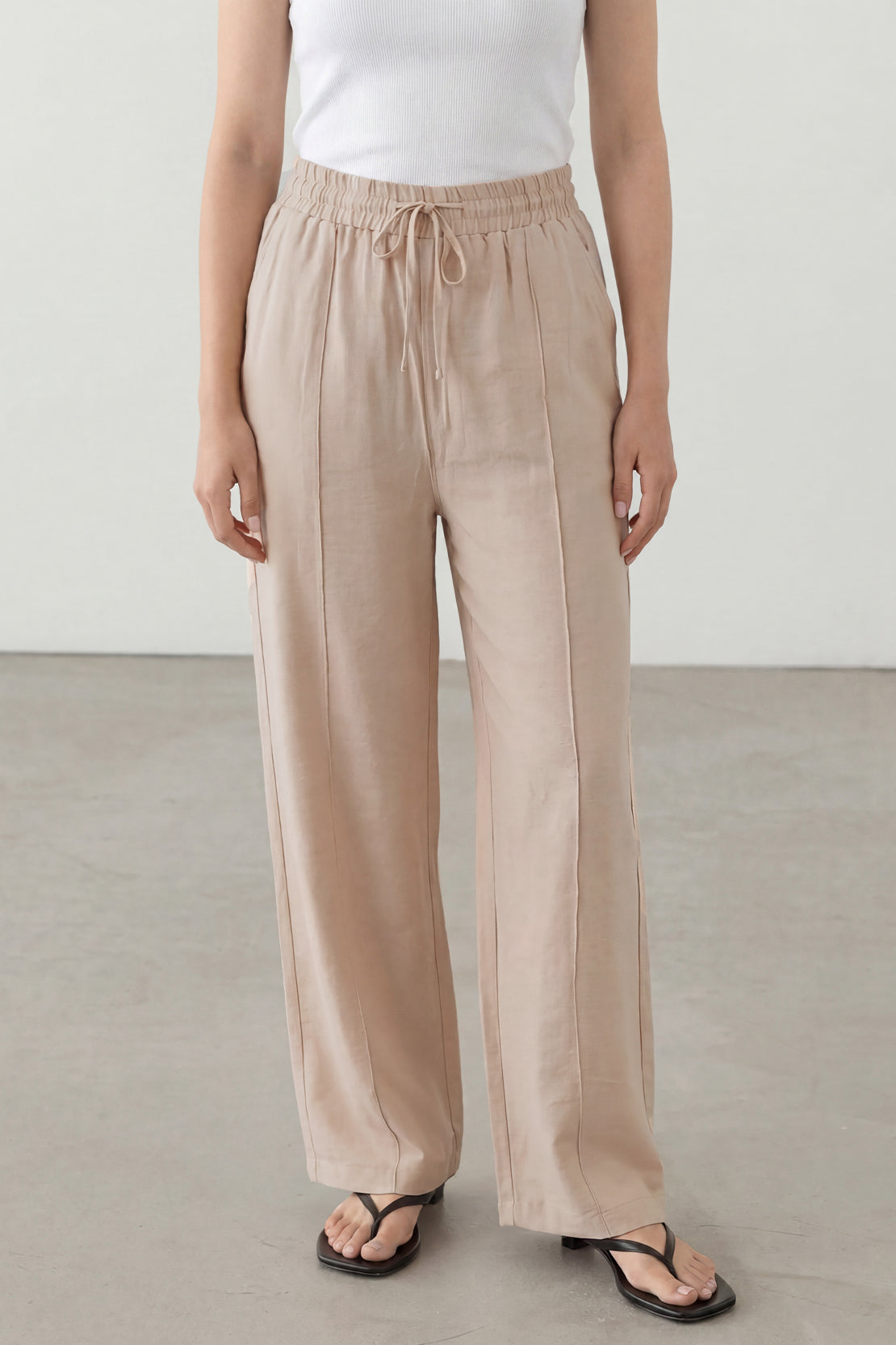 KOKO Nova Tie-Neck Top & Relaxed Trouser – Apricot