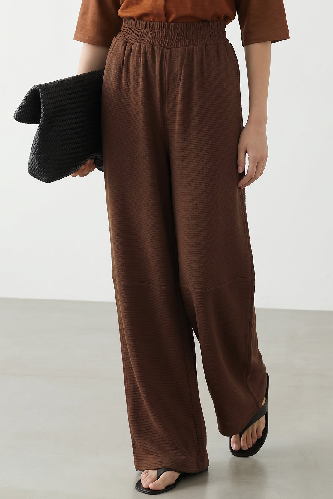Koko Textured Knitted Wide-Leg Pants – Brown