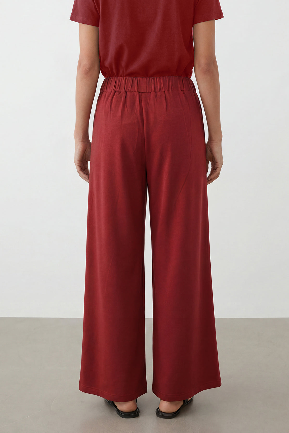 KOKO Modal Blend Pleated Wide-Leg Pants – Maple