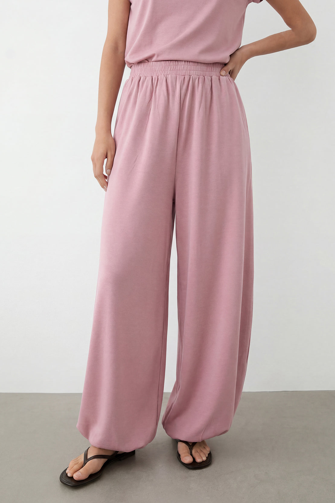 KOKO Modal Blend Balloon Pants – Pink