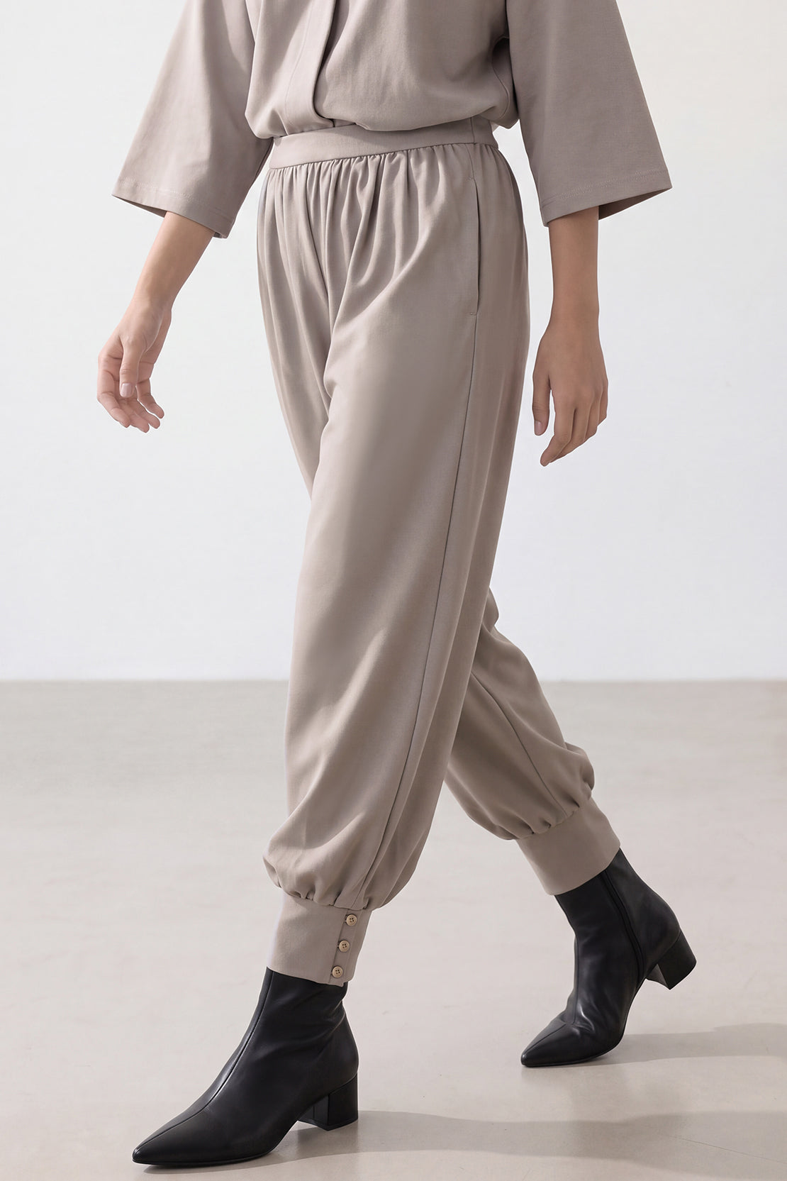 KOKO Feather Cotton Balloon Cuff Pants