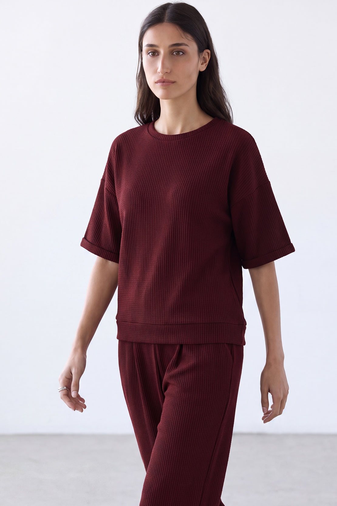 KOKO Structured Knit Drop Shoulder Top – Deep Wine