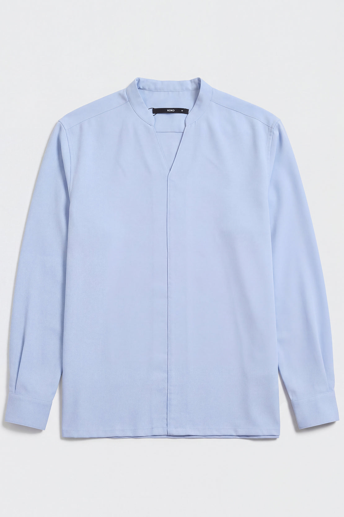 KOKO Pure-Ease Structured V-Neck Shirt – soft Blue & Black