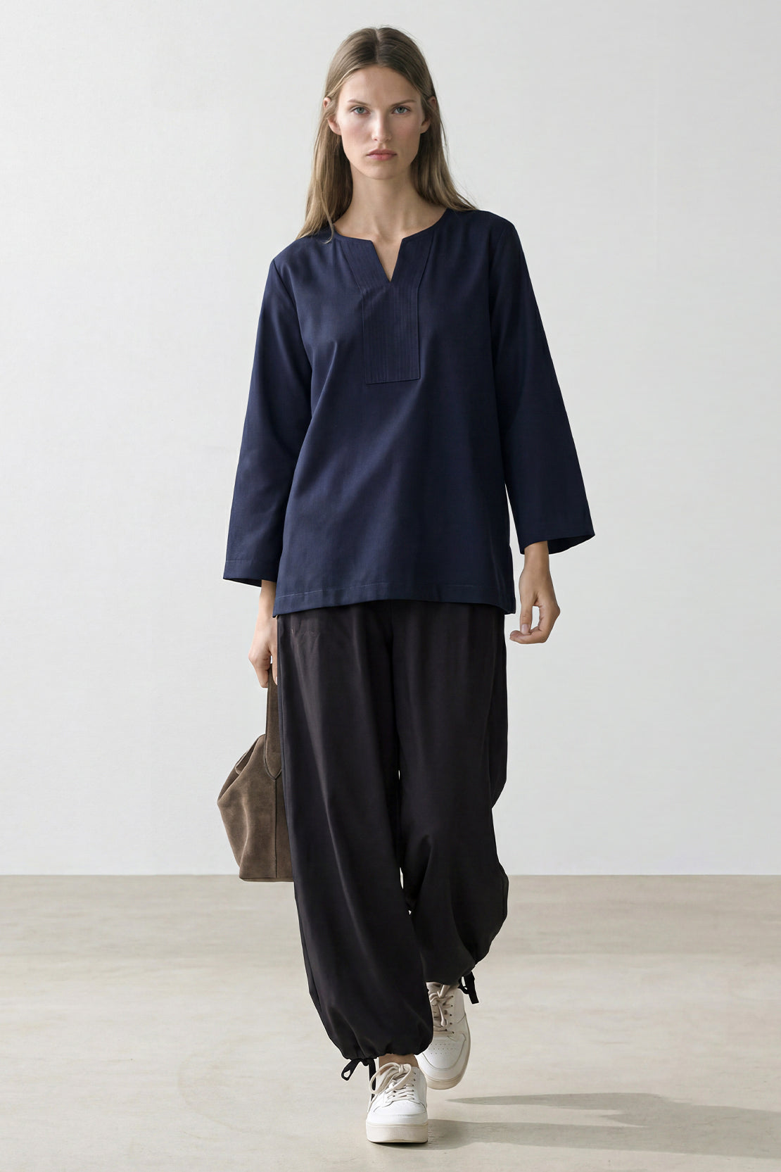 KOKO Pure-Ease Relaxed V-Neck Top – Navy