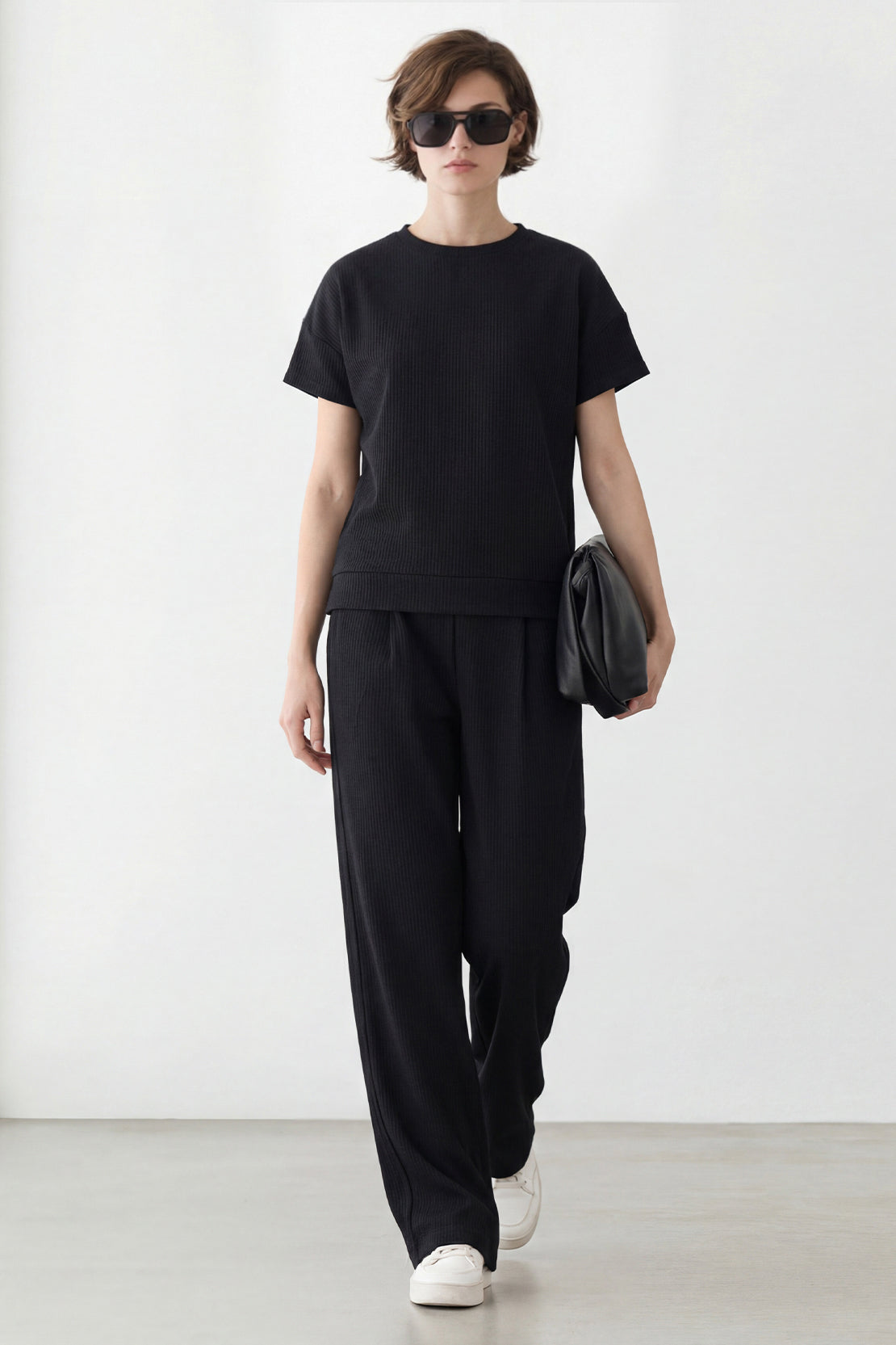 KOKO Structured knit Relaxed Crew Top – Olive & Black