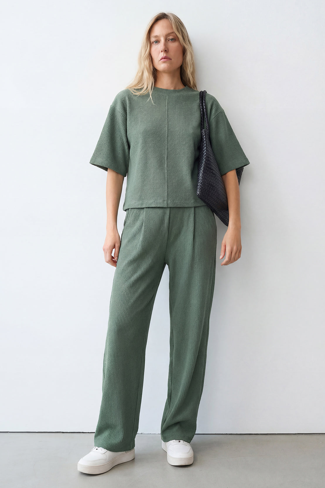 KOKO Structured Knit Wide-leg Trouser – Black, Cherry & Olive