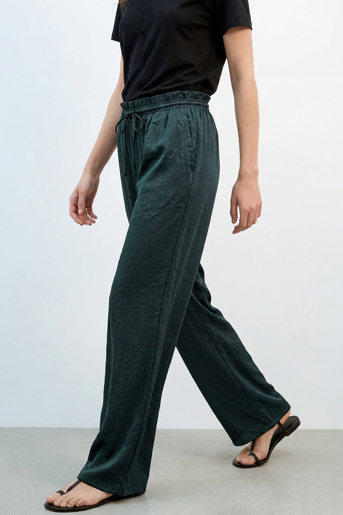 KOKO Structured Silk Wide-Leg Pants – Dark green