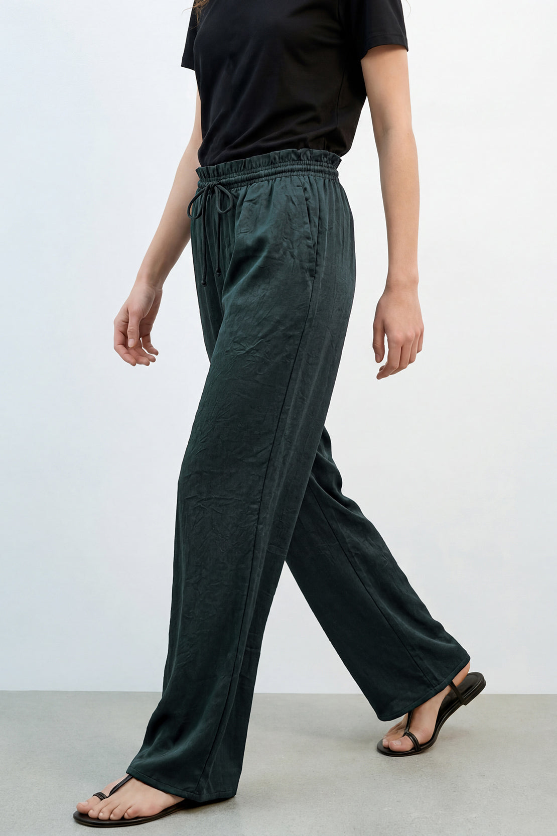KOKO Structured Silk Wide-Leg Pants – Dark green