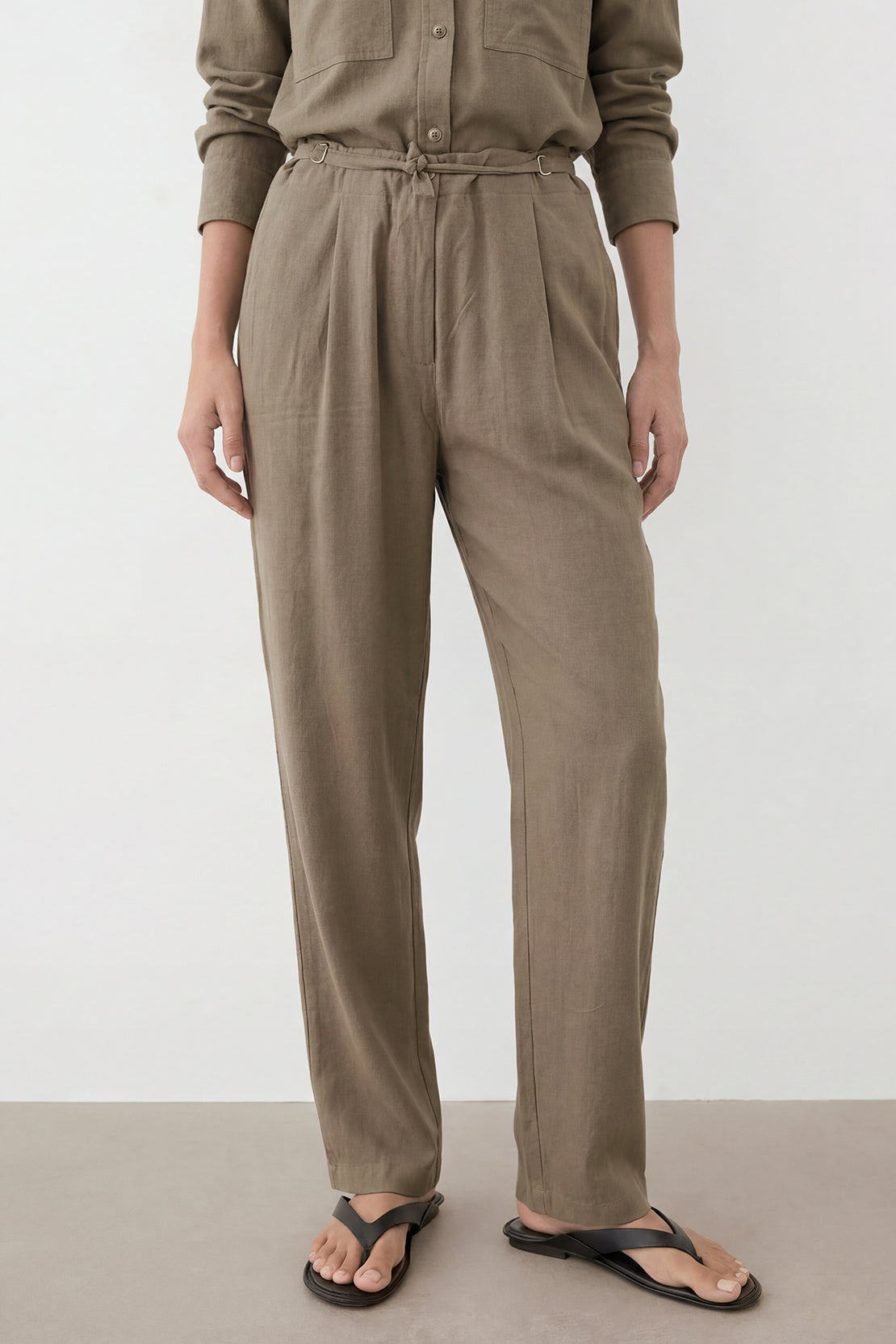 KOKO Modern Weave Buckle Pants – Army green