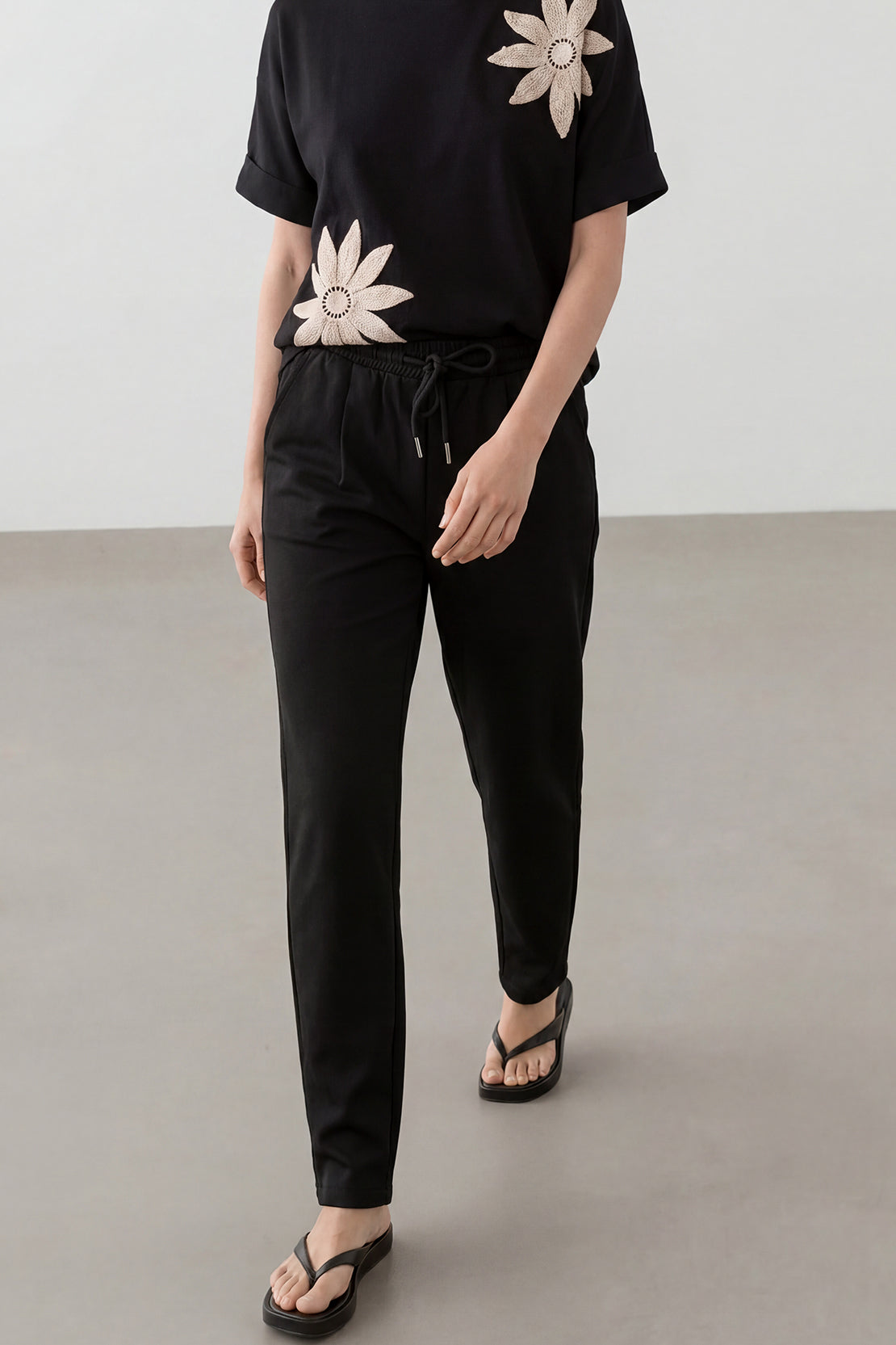 KOKO Cloud Linen Pleated Bottom – Black