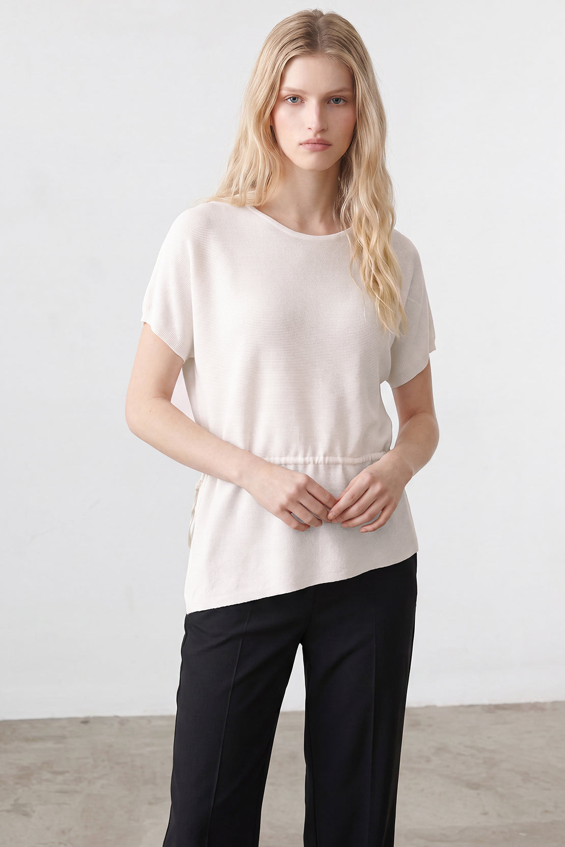 KOKO Knitted Relaxed Top – Off-white