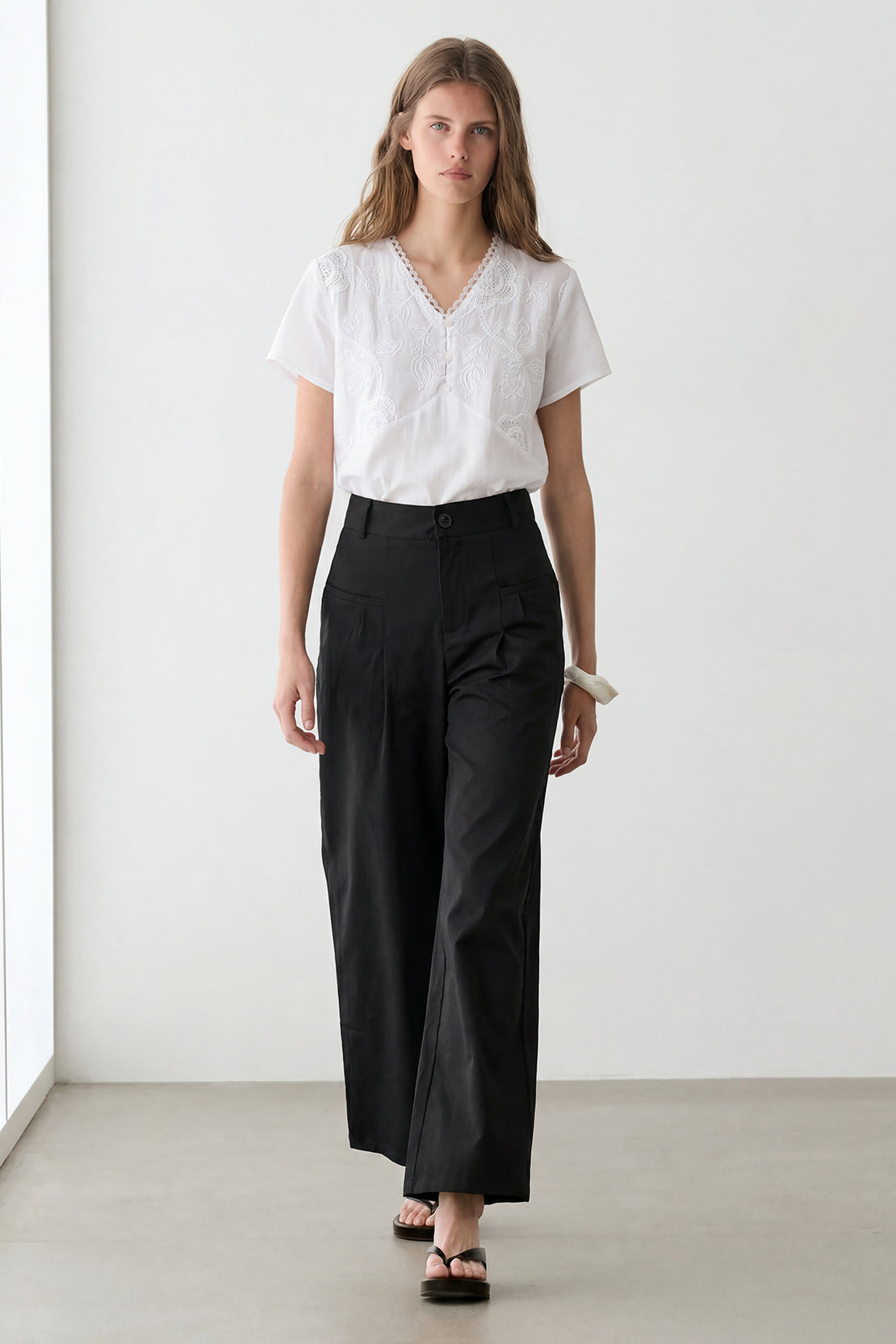 KOKO Smooth Weave Wide-Leg Trouser – Black