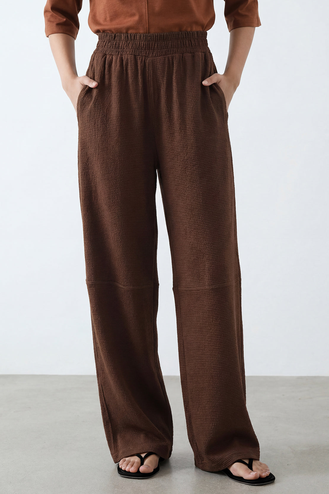 Koko Textured Knitted Wide-Leg Pants – Brown