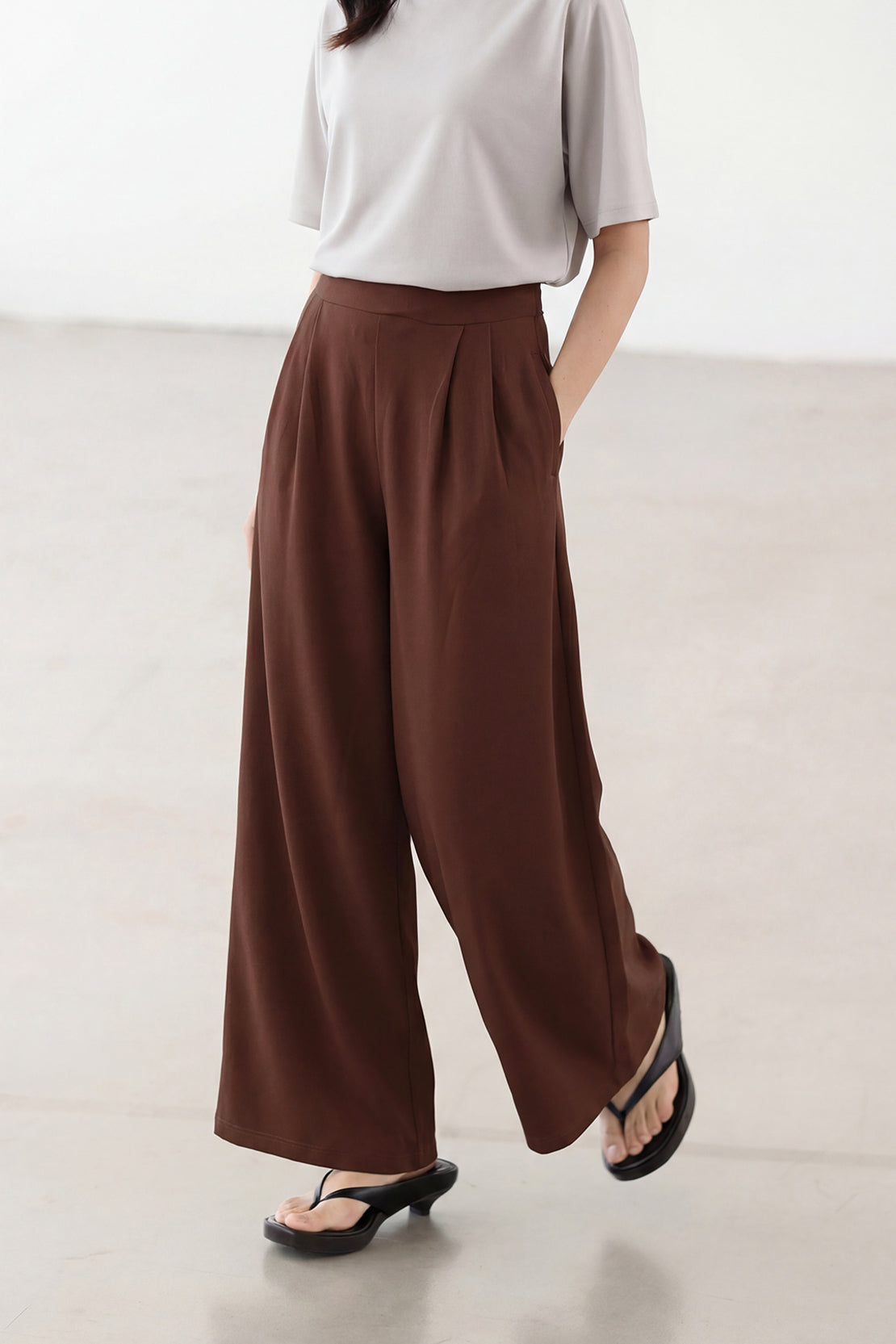 KOKO Modal Wide-Leg Trousers – Brown