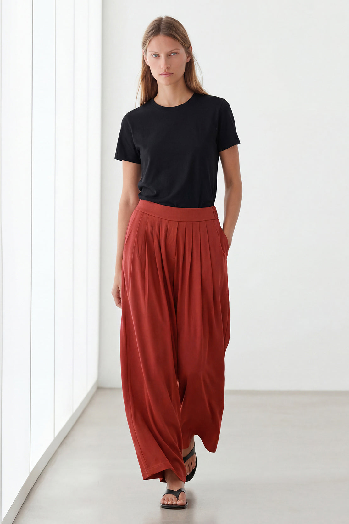 KOKO Modal Blend Pleated Wide-Leg Pants – Rust