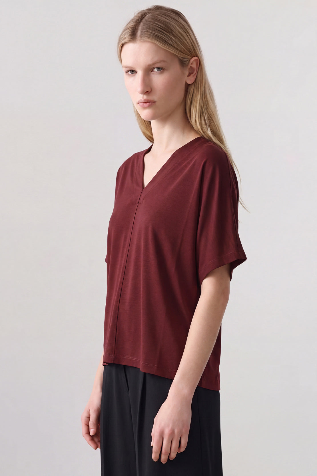 KOKO Silky Muslin Relaxed V-Neck Top – Cherry