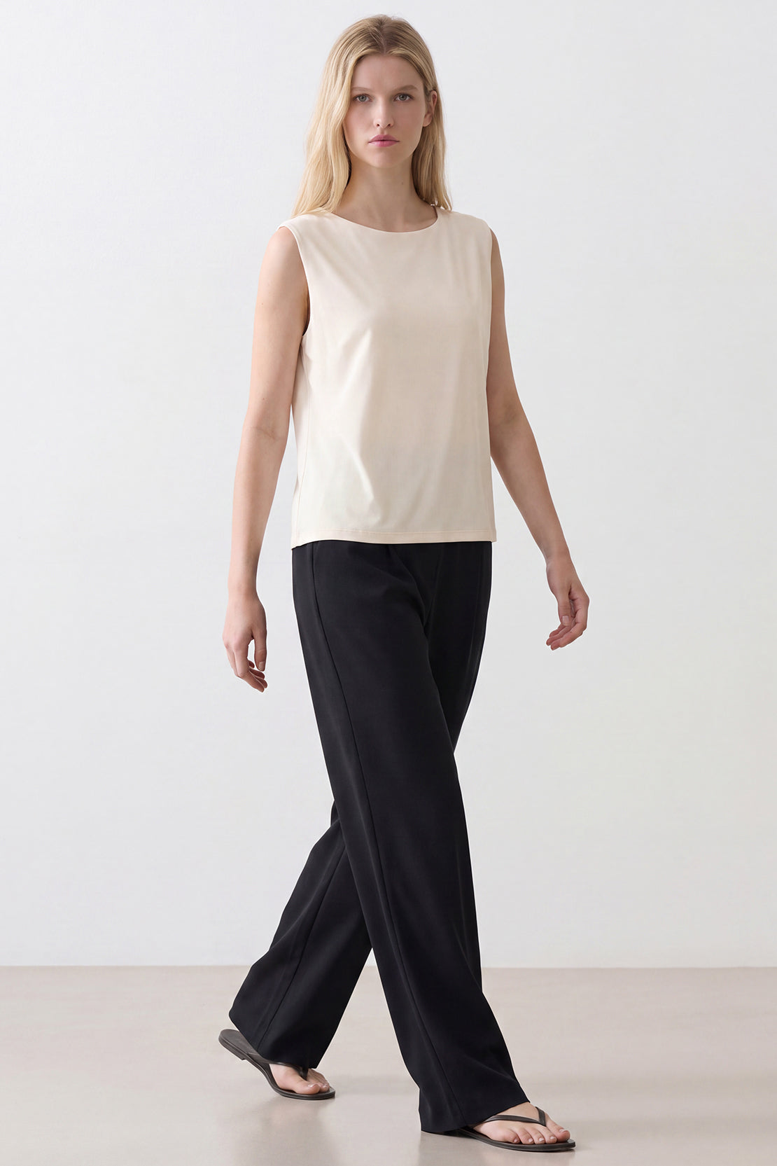KOKO Airism Relaxed Tank Top – Beige