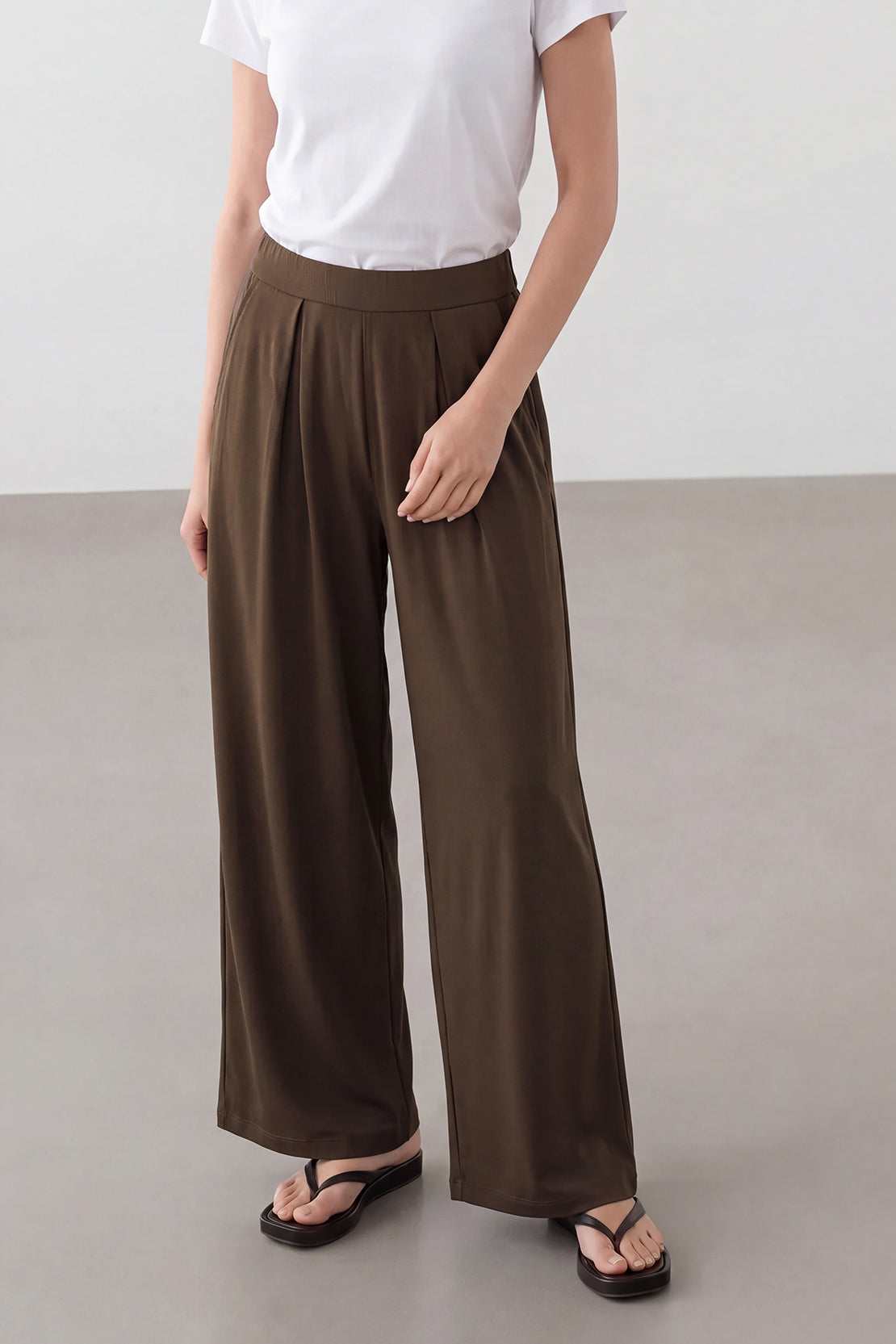 KOKO Silky Muslin Cropped Pants