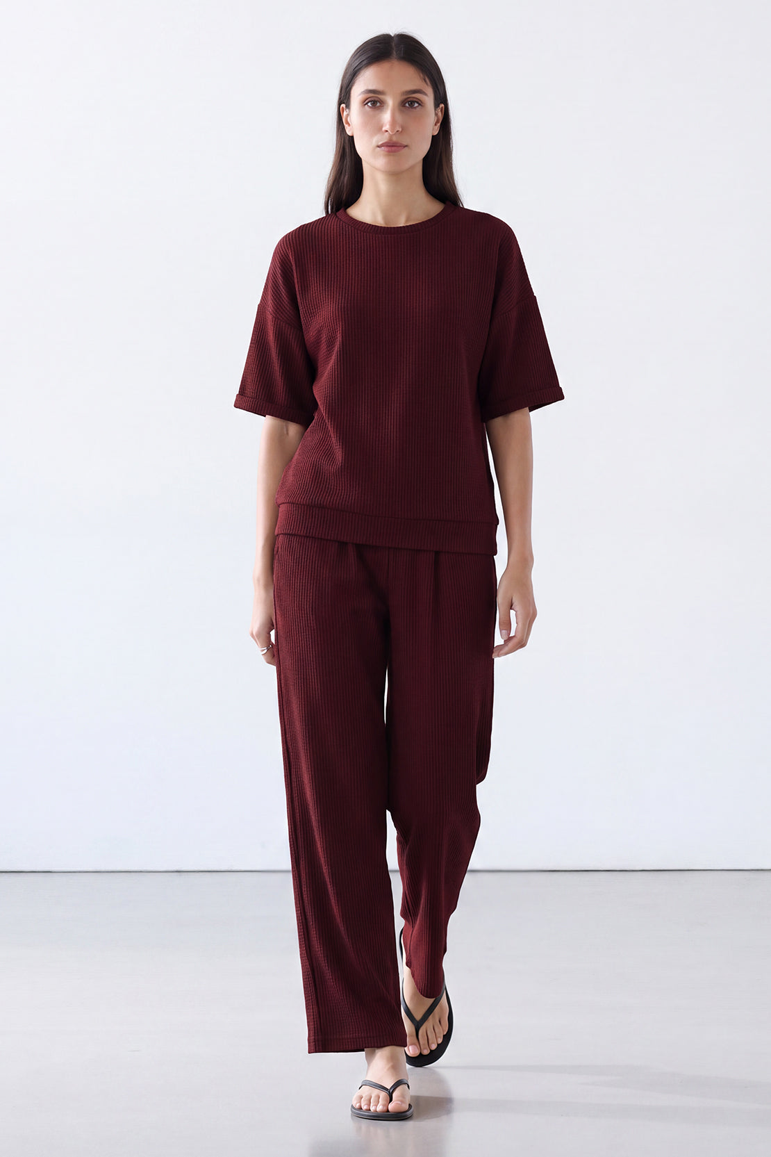 KOKO Structured Knit Drop Shoulder Top – Deep Wine