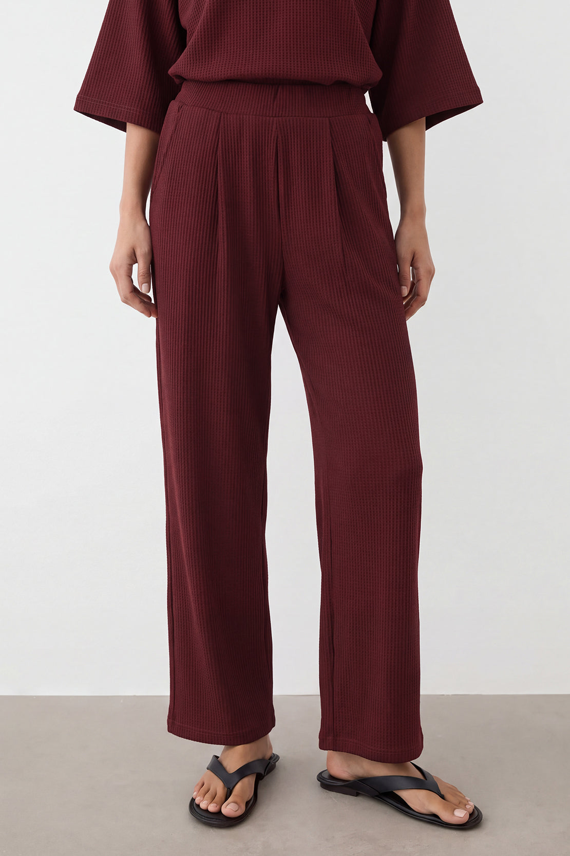 KOKO Structured Knit Pleated Pants
