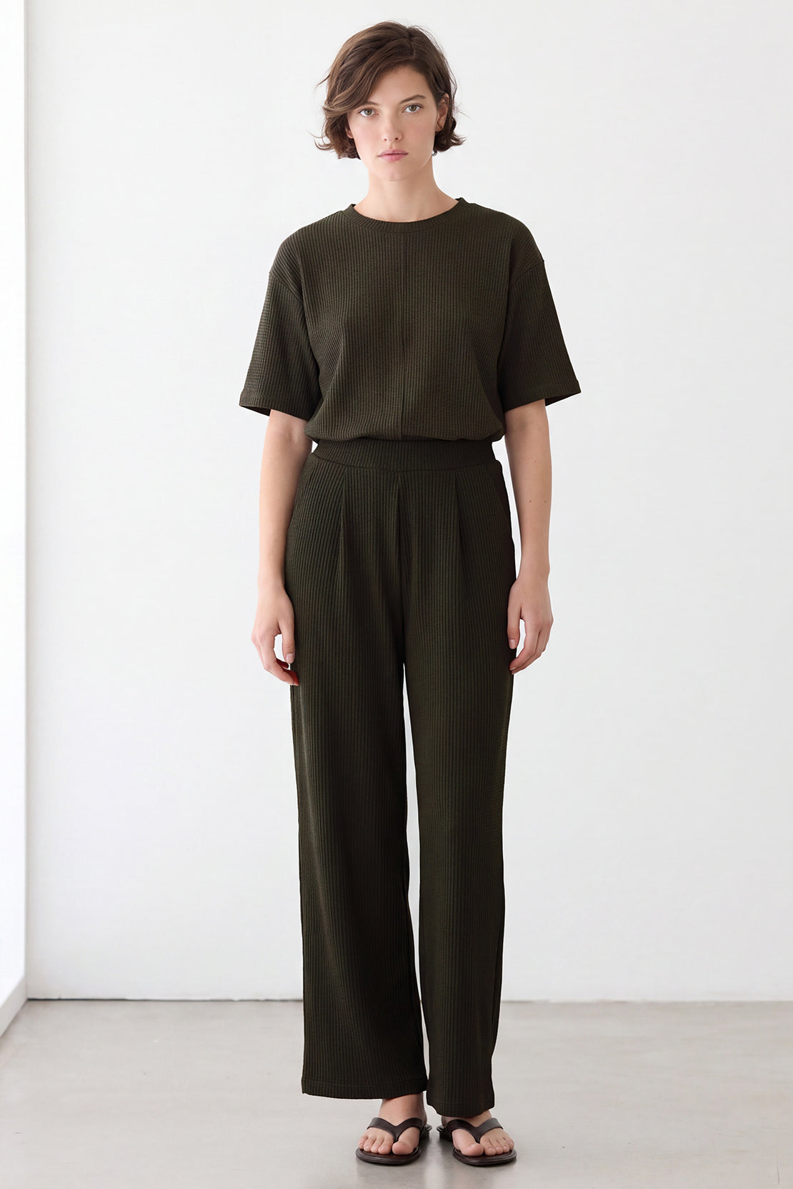 KOKO Structured Knit Pleated Straight Fit Pants – Green