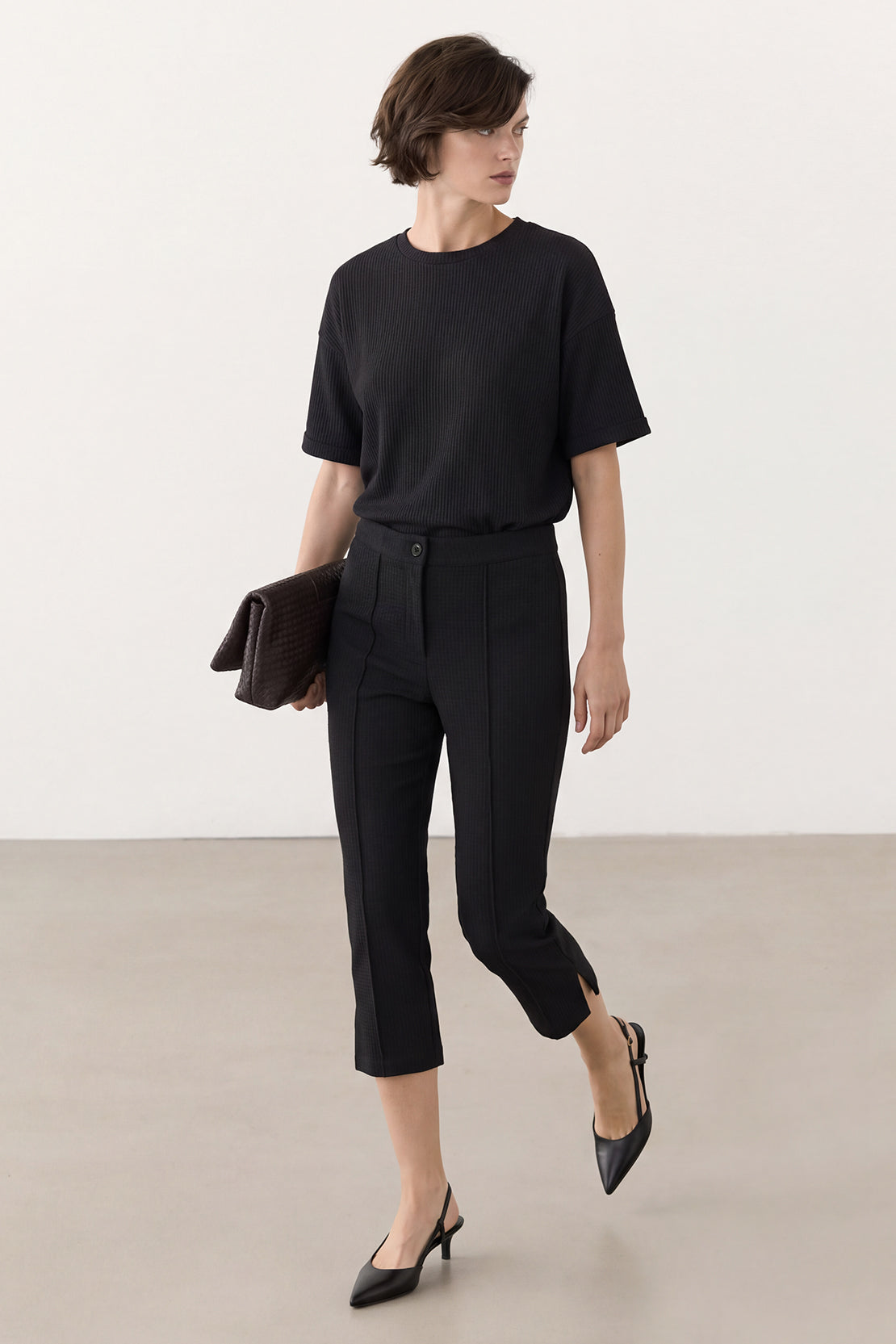 KOKO Structured Knit Capri Pants