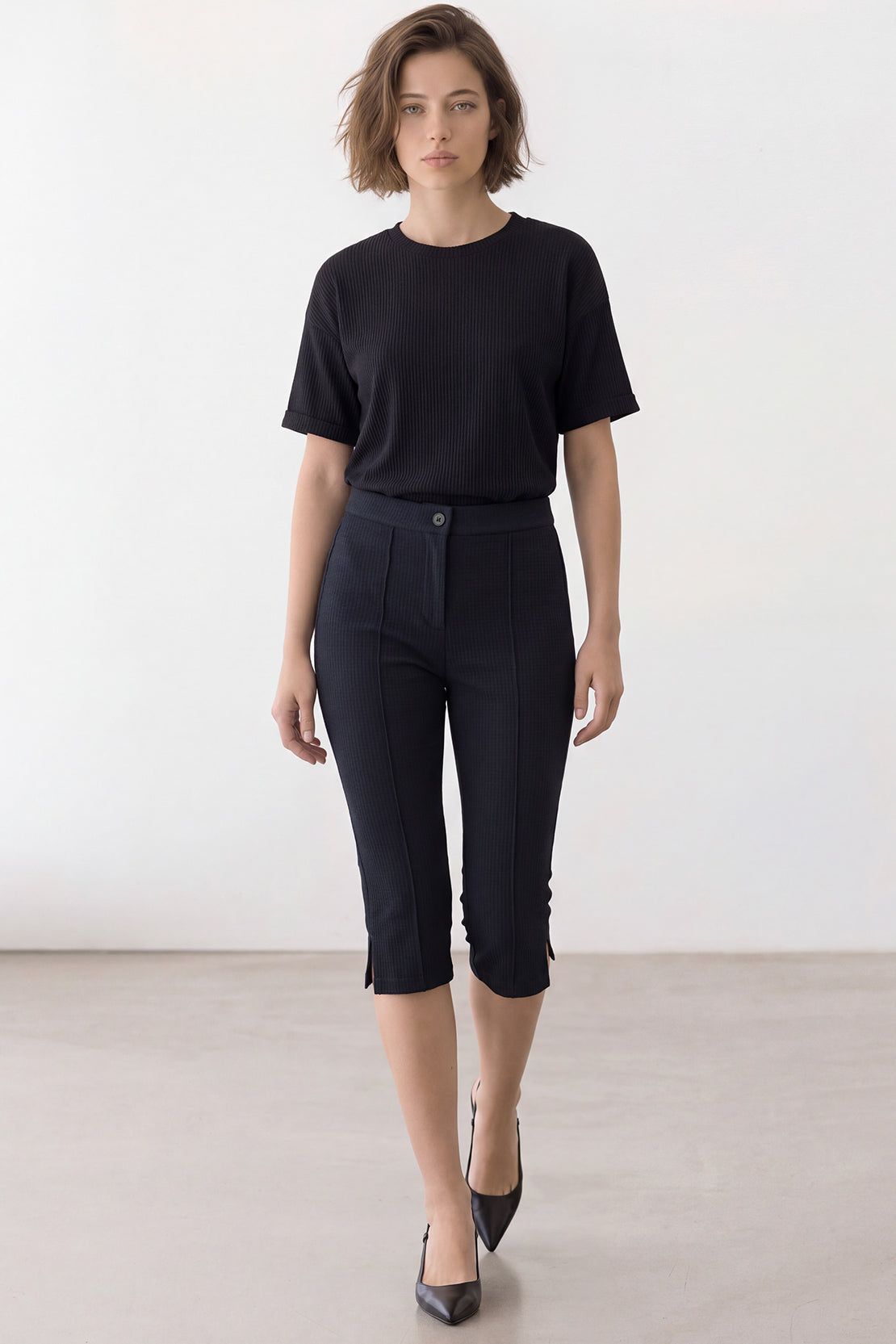 KOKO Structured Knit Capri Pants